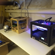 Our Ultimaker has a new friend